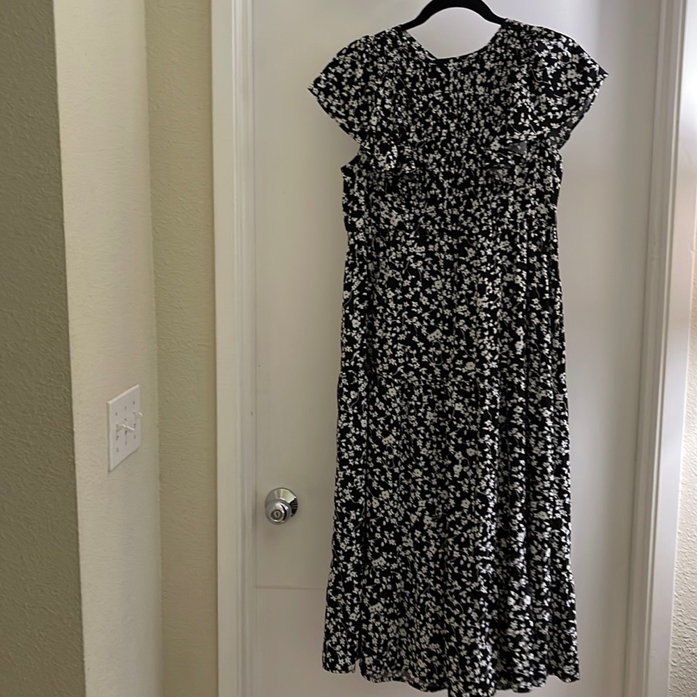 NWOT Old Navy Floral Midi Dress